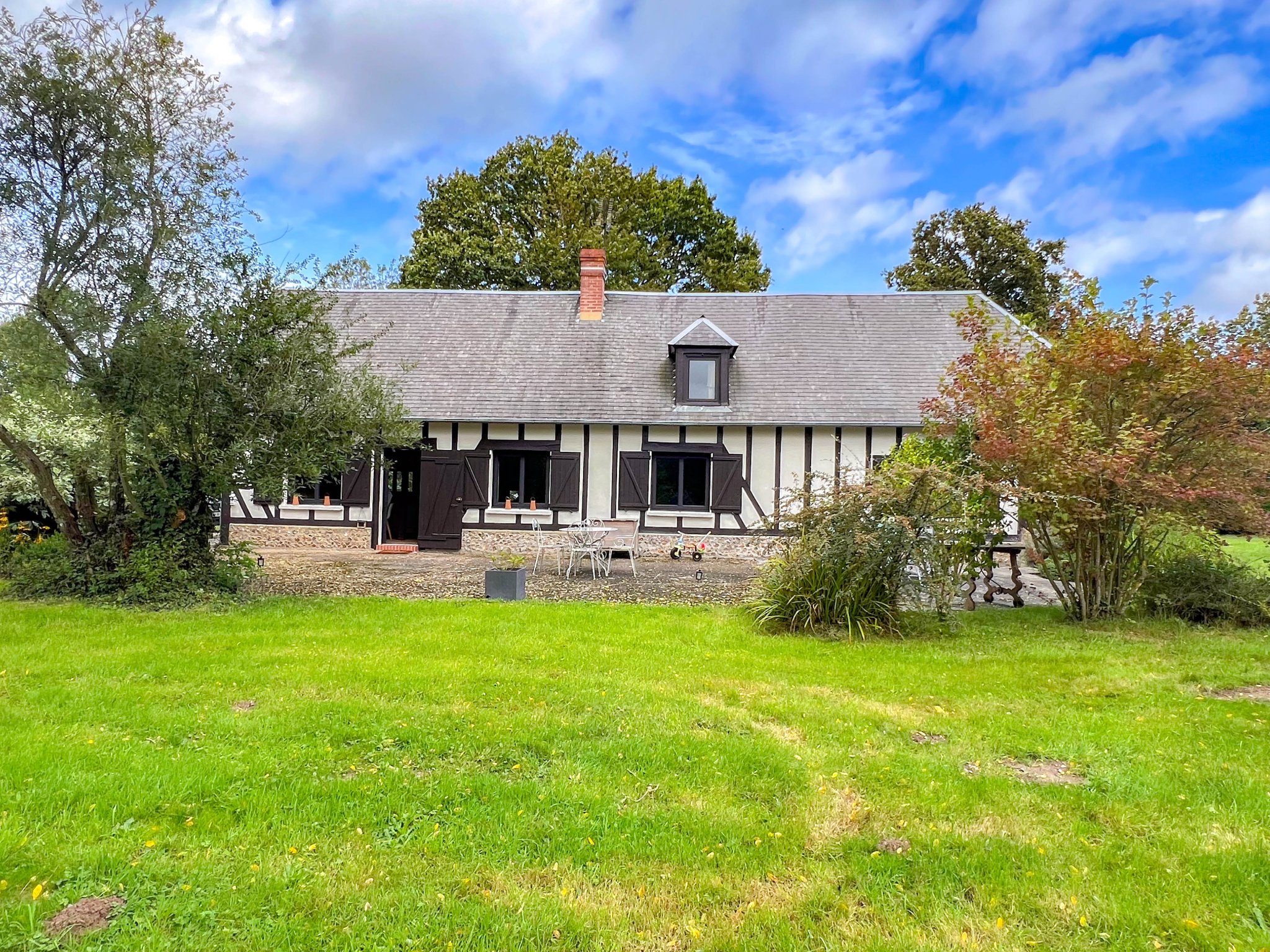 EXCLUSIVITE Socogefim ! Maison en colombages rénovée au calm