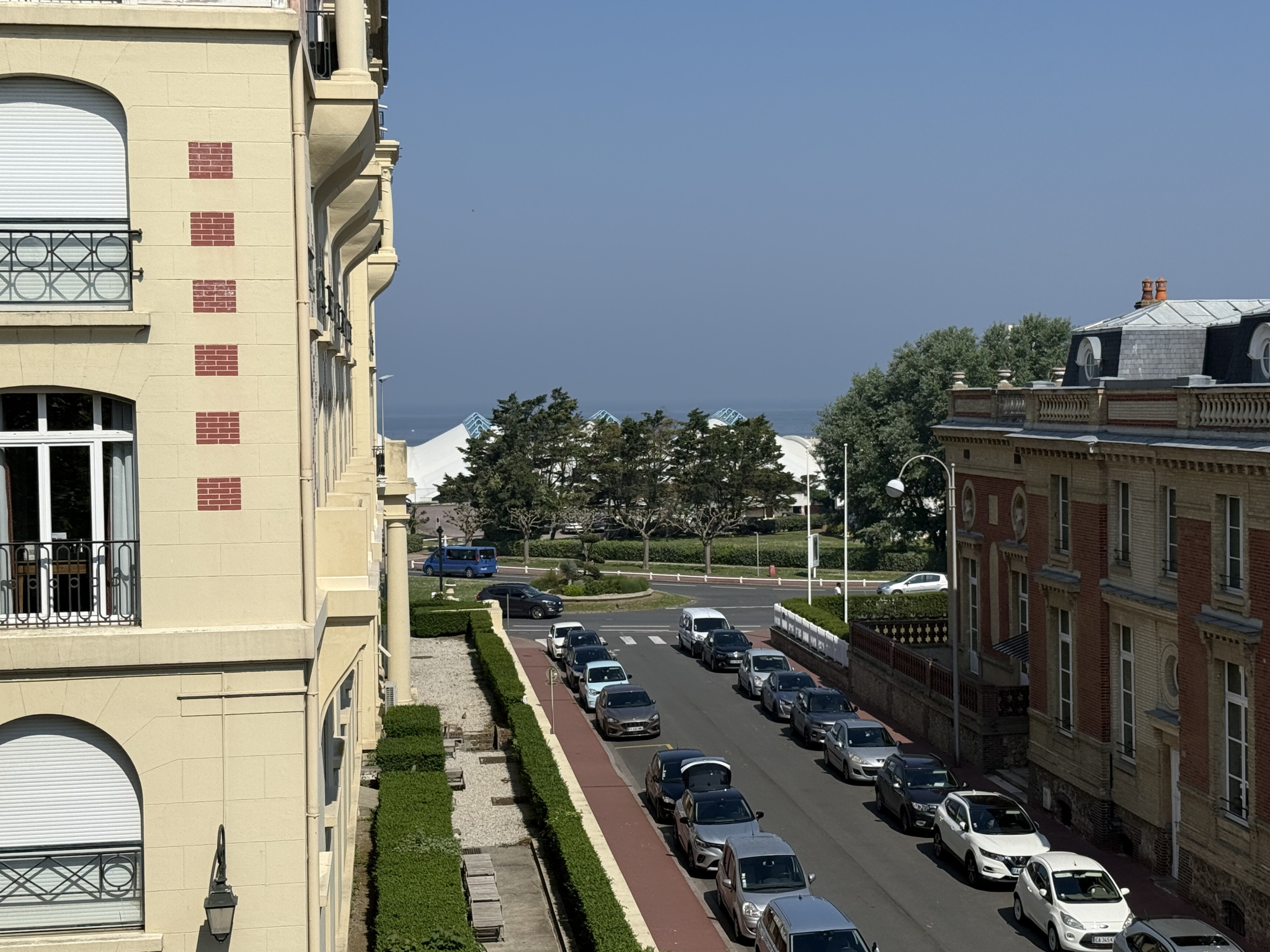 Deauville Plage-Royal-Normandy-CID Studio vue mer
