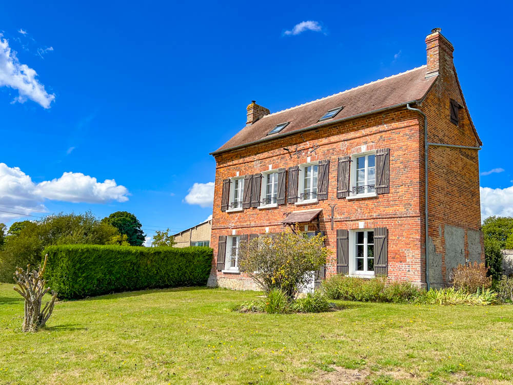 Ue maison de maître avec vue sur le Pays d’Auge